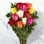 Bu53 12 Mixed Roses Bunch